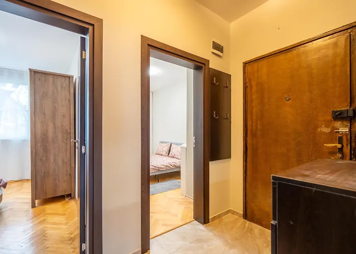 Daire The Right Choice 10 *