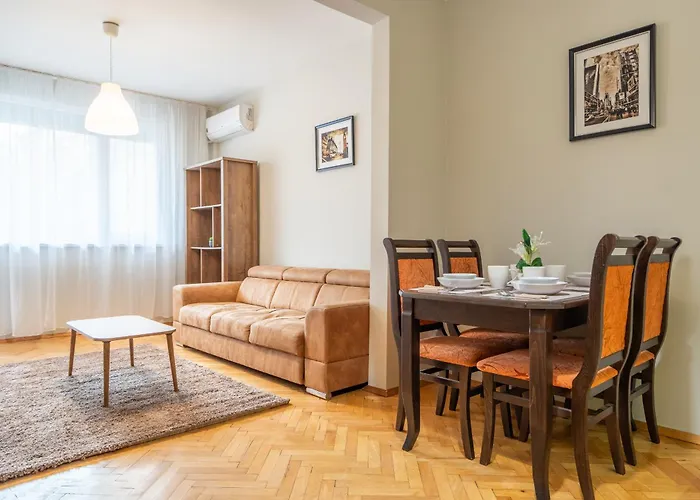 The Right Choice 10 *